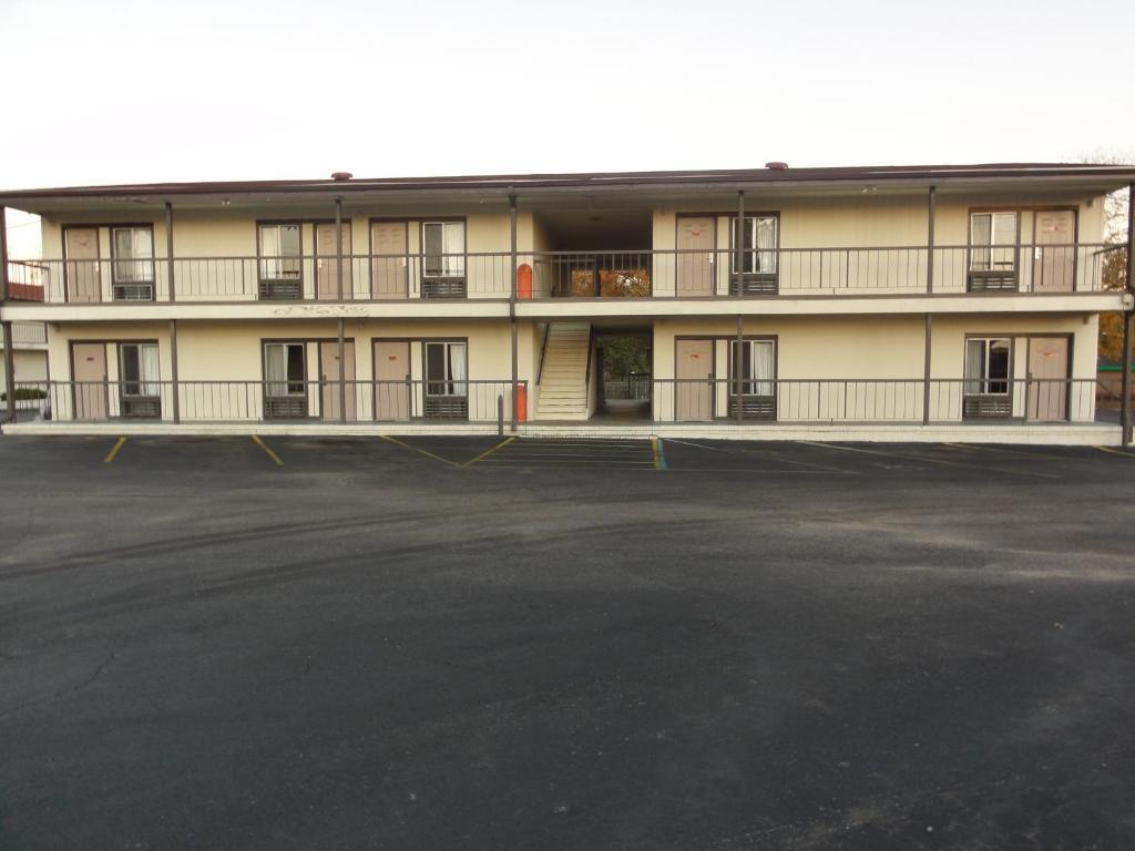 Budget Inn Selma Bagian luar foto